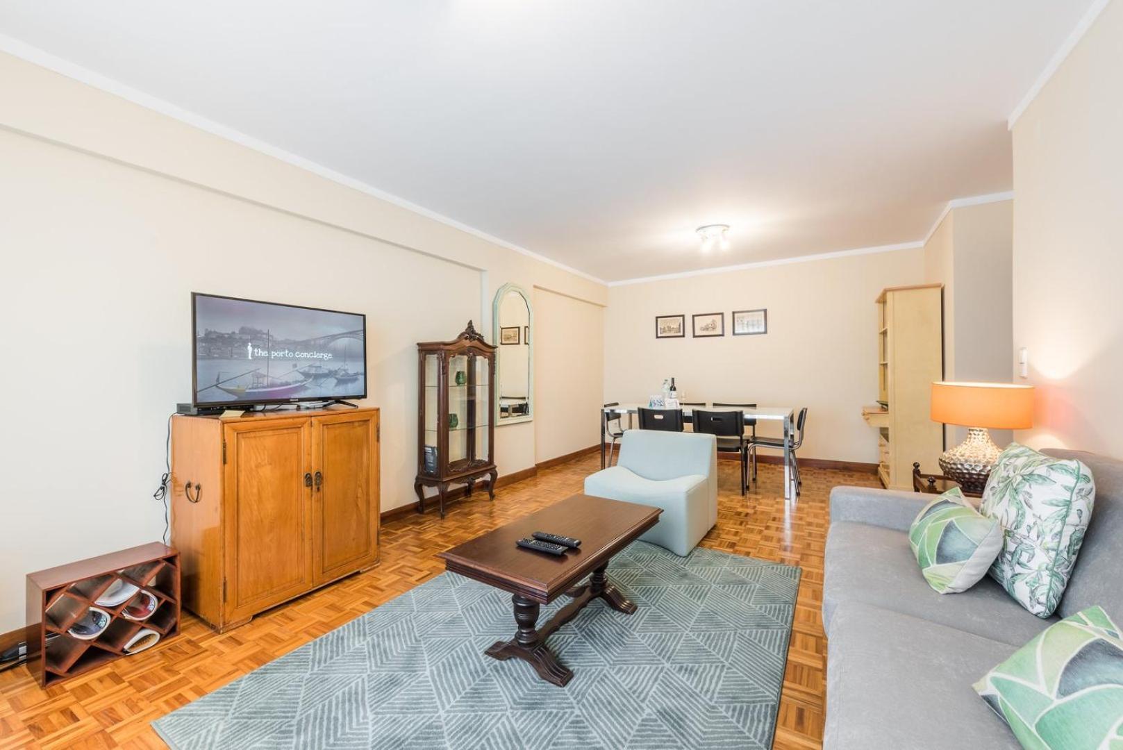 Apartamento Guestready - Eclectic Haven In The Heart Of Oporto Exterior foto